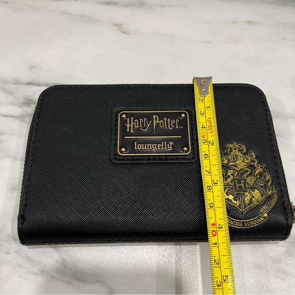 Harry Potter Loungefly Black Wallet - Picture 4 of 6